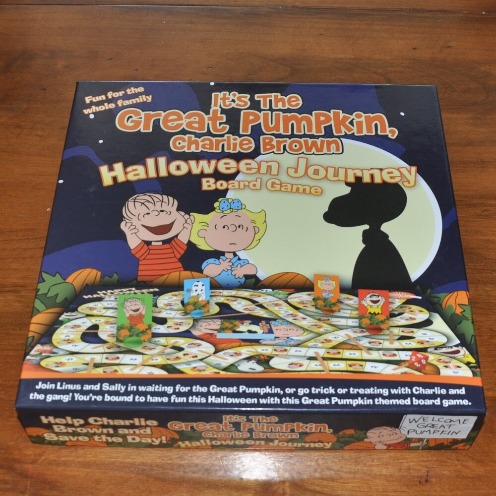 It's The Great Pumpkin Charlie Brown Board Game Halloween Journey 2020 Age 8+